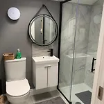 דירה West Clare Loft